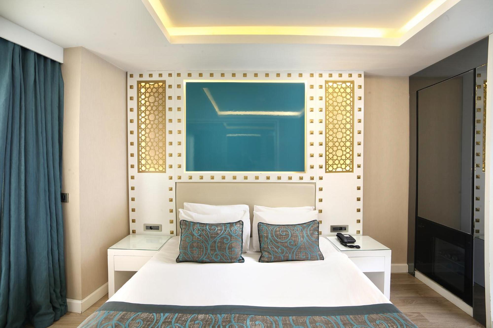 Great Fortune Hotel & Spa Istanbul Exterior photo A bedroom at the hotel