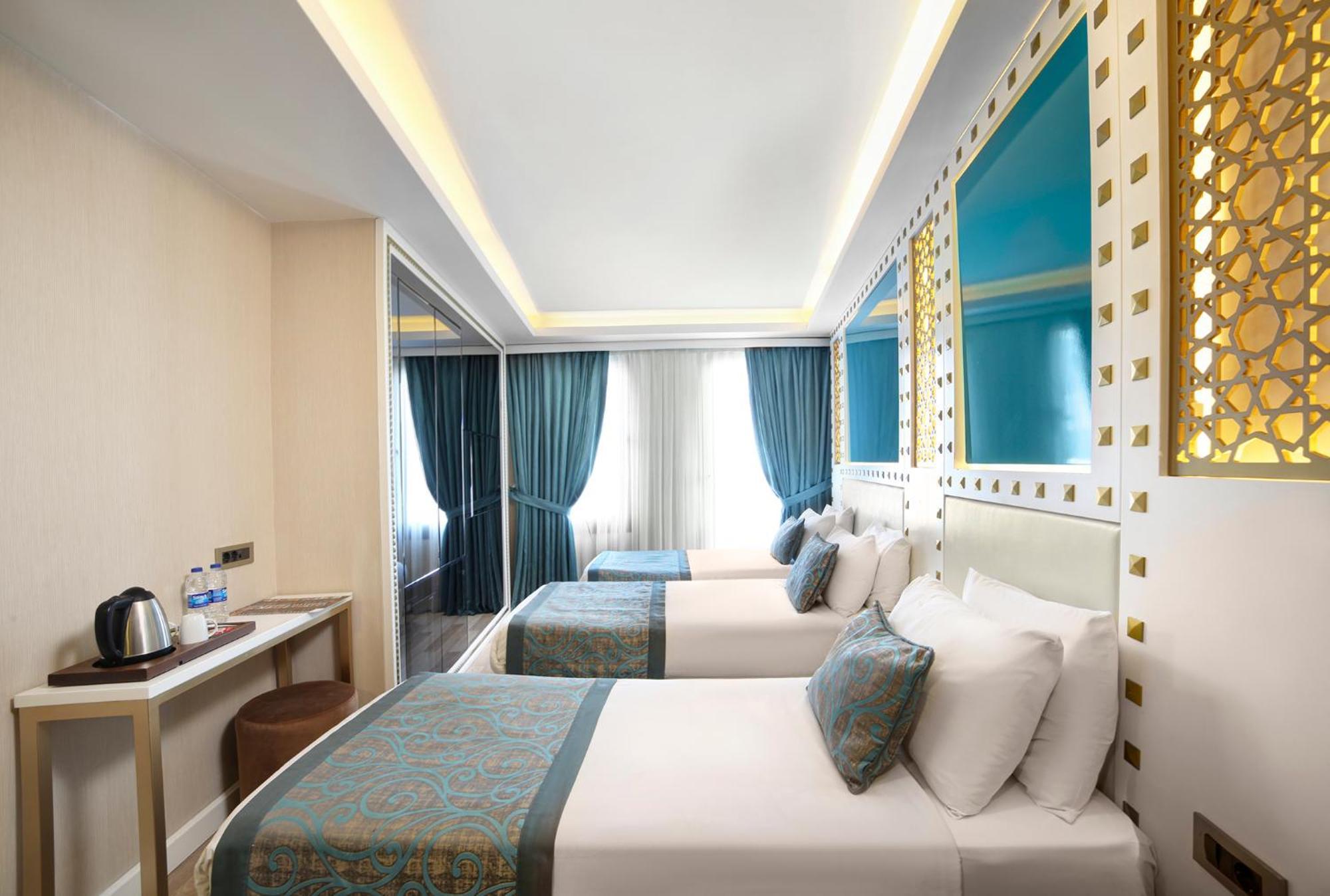 Great Fortune Hotel & Spa Istanbul Exterior photo Deluxe Room